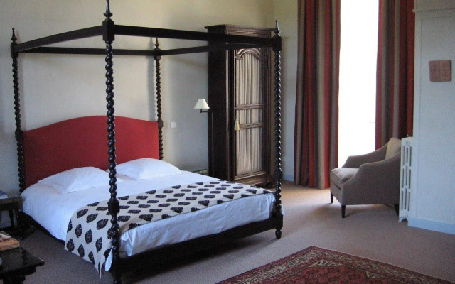 Château Royal de Saint Saturnin