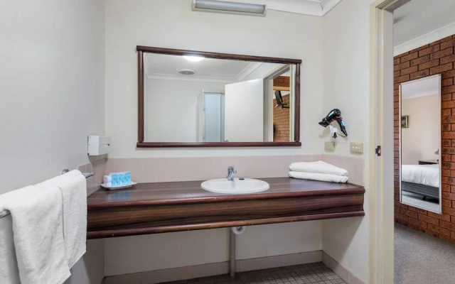 Bomaderry Motor Inn