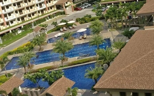 Remarkable 2-bed Apartment in Pasig