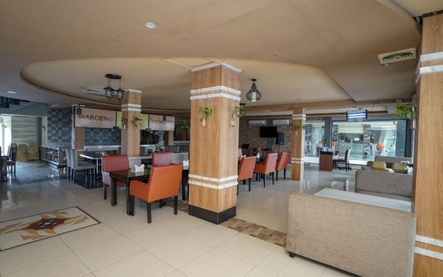 OYO 736 Hotel Best Skip