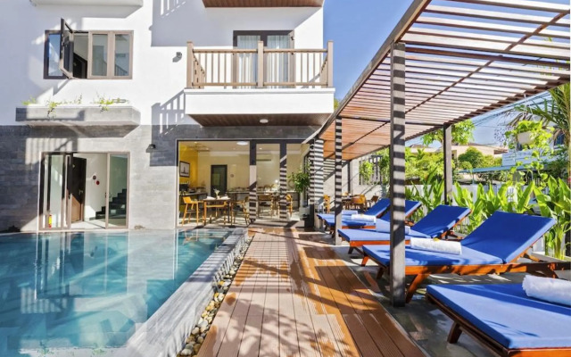 December Hoi An Villa