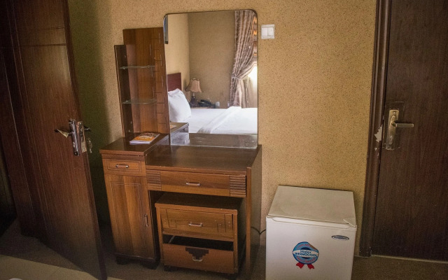 Pacific Hotels & Suites