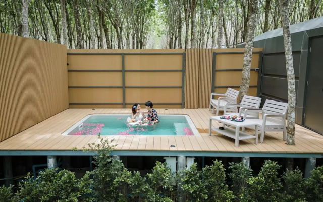 Timber Society Boutique Hideaway