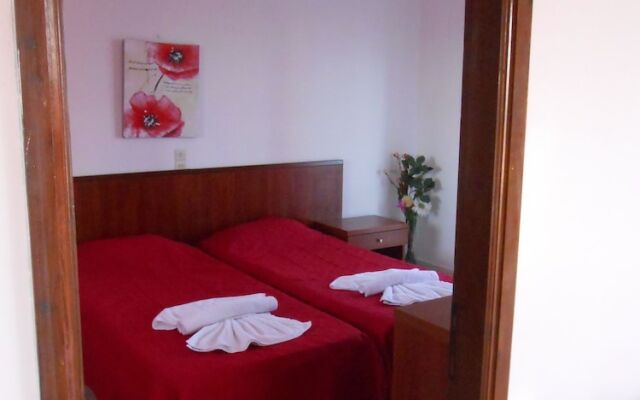 Socrates Studios & Apartments