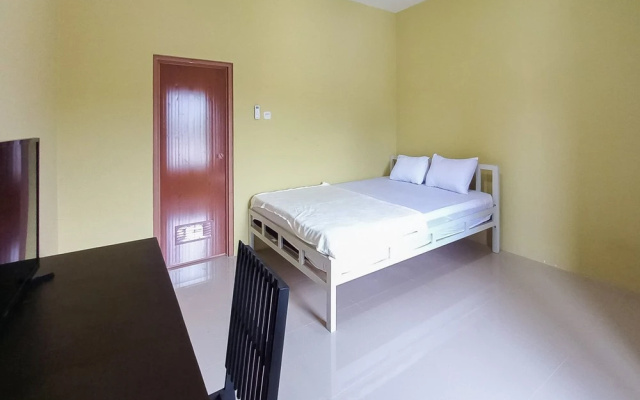 FARAH Homestay Syariah Mitra RedDoorz – Guest Rooms – Pekanbaru