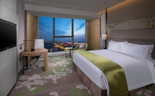 Holiday Inn Nanjing Harbour by IHG – Guest Rooms – Nanjing