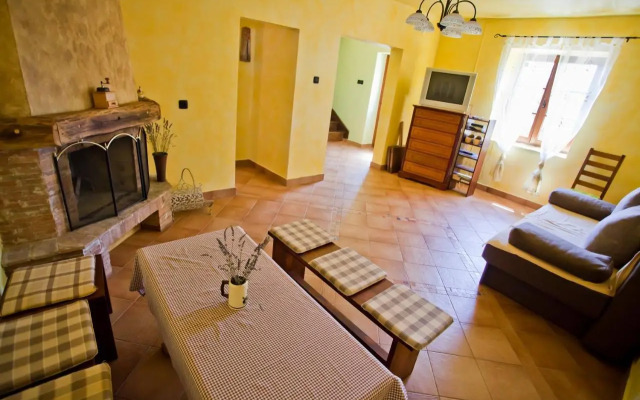 Holiday Home Stancija Becic
