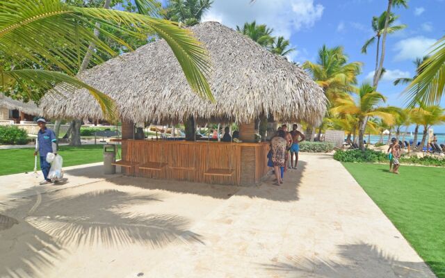 Beach Front Apartment No01