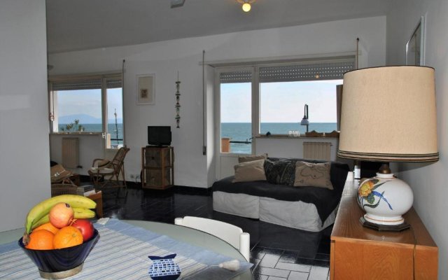 Edy sea View Holiday Apartment