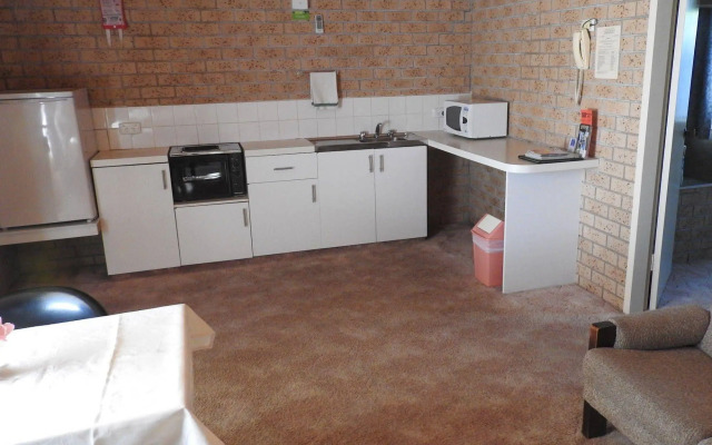 Lone Pine Motel - Corowa