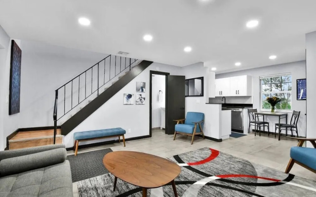 Private 2-bedroom Wilton Villas