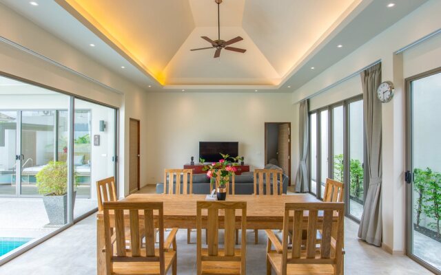 Areeca Pool Villa