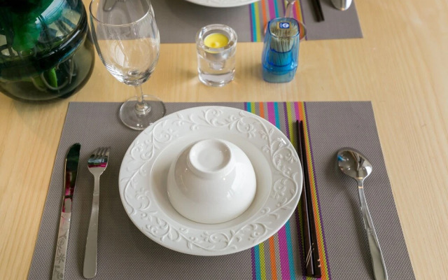 Jennifer House - Millenium Apartment