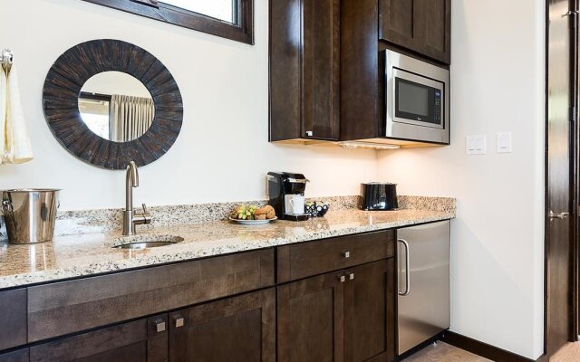 The Reserve at Lake Travis