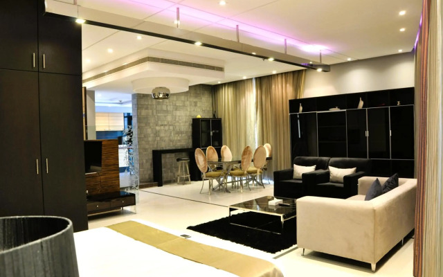 Sway Suites