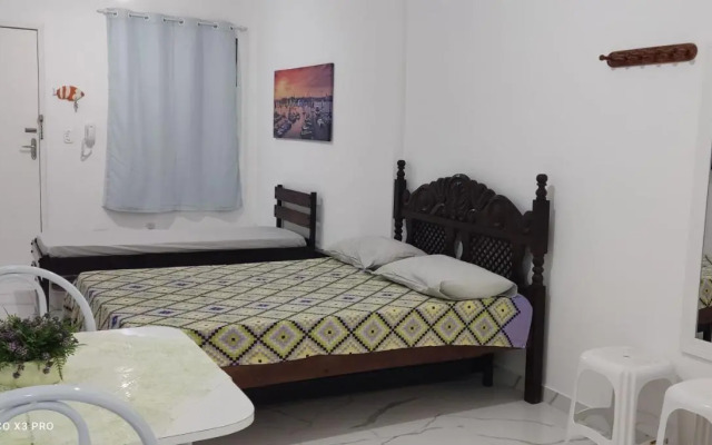 Quitinete no Centro a Poucos Passos da Praia