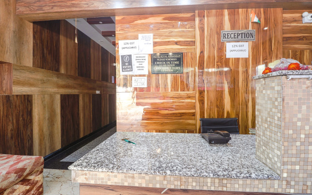FabHotel Royal Aanandam