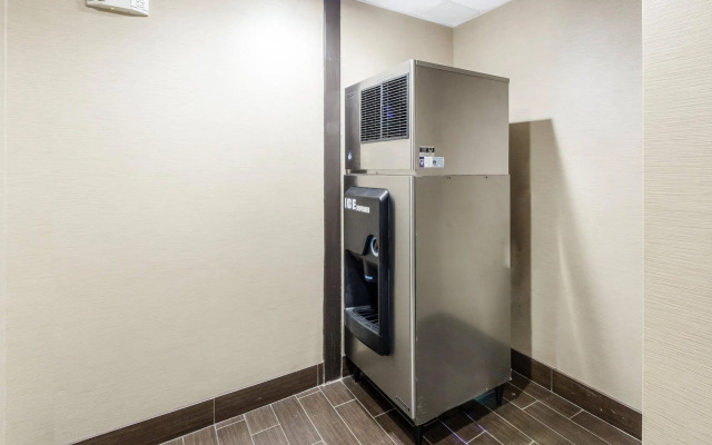 Comfort Suites Cotulla near I-35