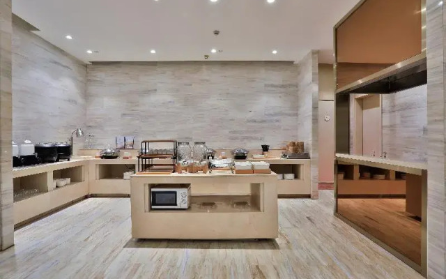 Ji Hotel (Hangzhou Xiaoshan Airport)