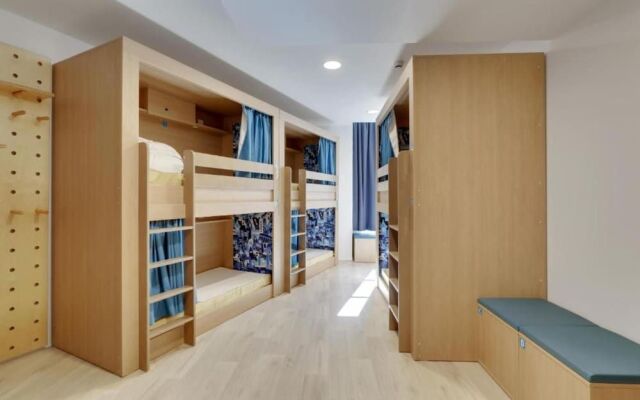 The People - Marseille - Hostel
