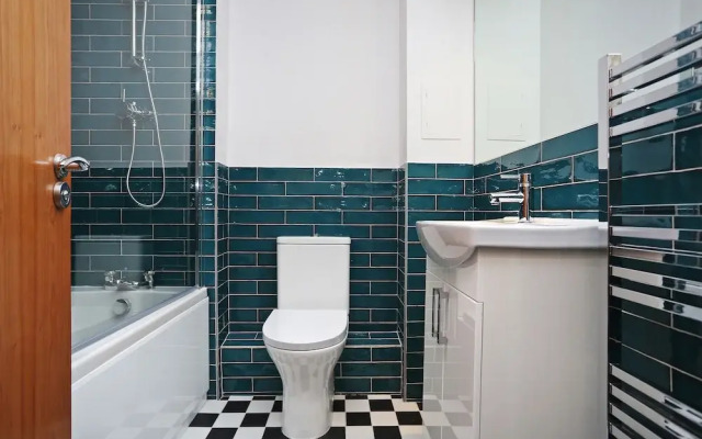 JOIVY Apartment Near The Royal Mile With Parking