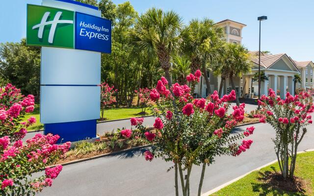 Holiday Inn Express Fairhope, an IHG Hotel