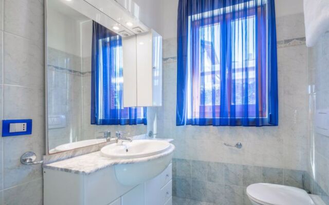 Residenza Agrifoglio 21408