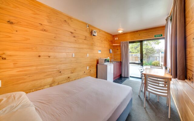 Wellington TOP 10 Holiday Park
