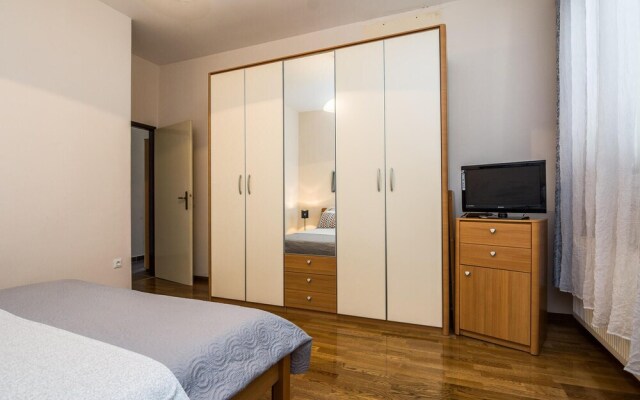 Stunning Home in Kozino With Wifi and 1 Bedrooms