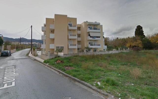 Semi-basement 50sqm apartment near Kos citycenter