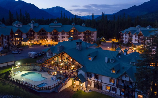 Lizard Creek Lodge