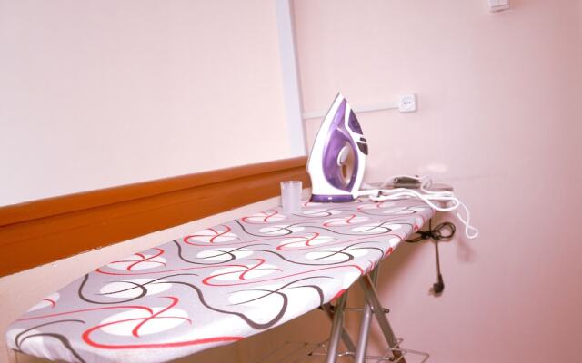 Alma Hostel