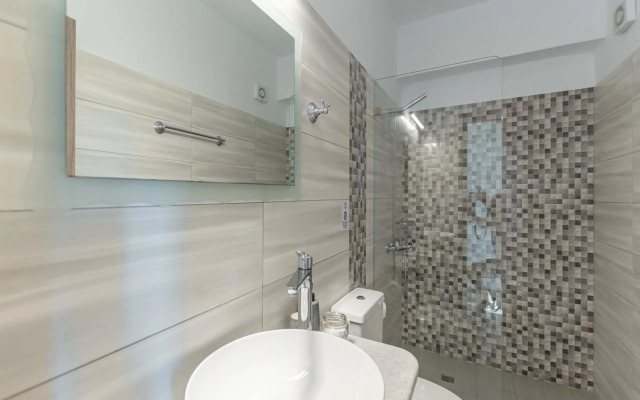 Evripus Suites Hotel