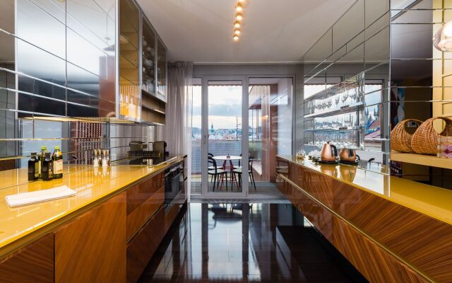 Aquarius Residence by TKC