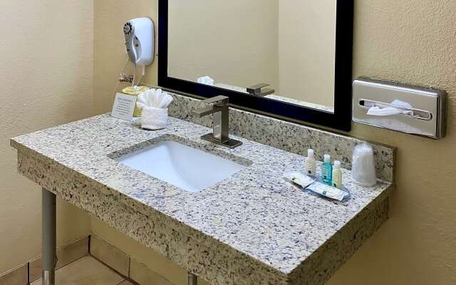 Quality Inn And Suites