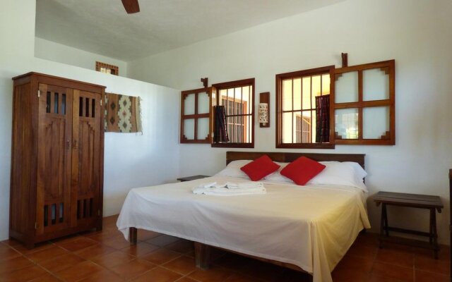 Mayan Beach Garden Inn