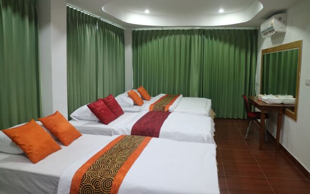 OYO 410 Diamond Boutique Hostel