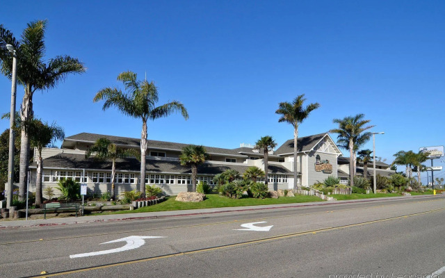 Pismo Lighthouse Suites