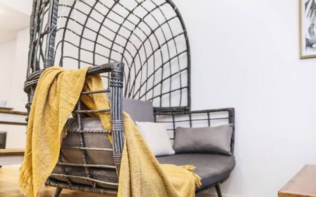 A21 Darling Harbour 2 BDR APT