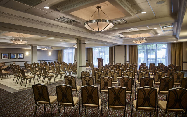 Waterfront Hotel Downtown Burlington