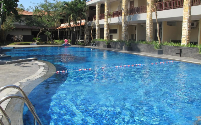 Surya Kencana Seaside Hotel