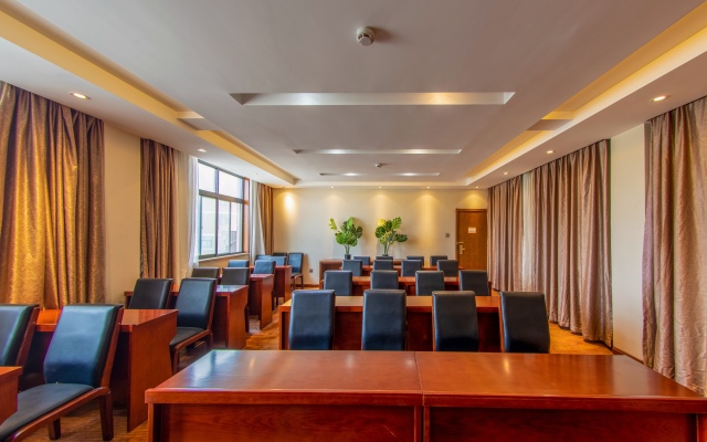 Xi'an Junyue Hot Spring Business Hotel