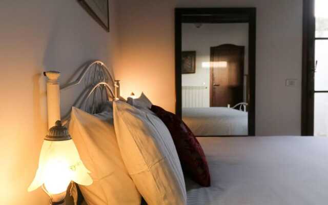 Housing of Charme With Rooftops Balconies