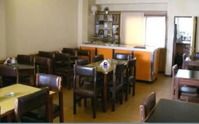 City Hotel