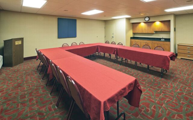 Hampton Inn Youngstown-North