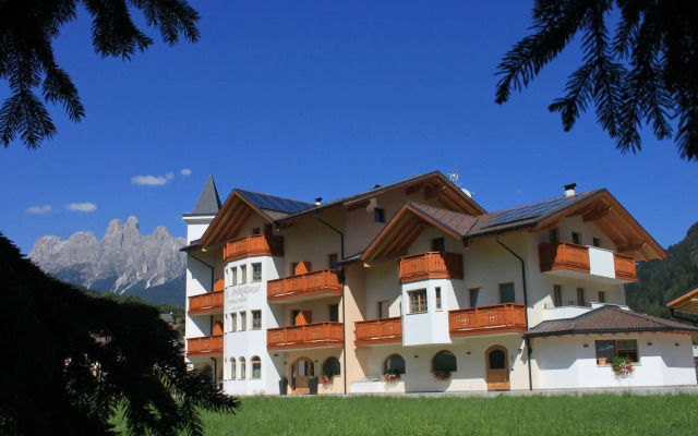 Hotel Garnì Paradisi