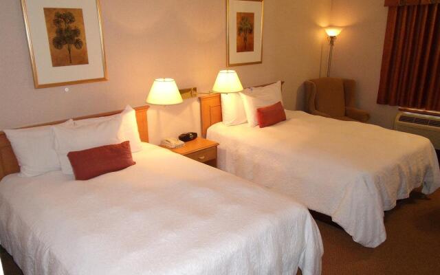 Humphry Inn & Suites