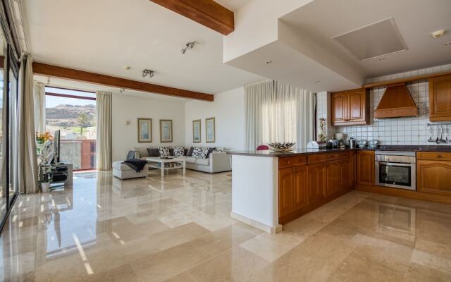Sunset Villa