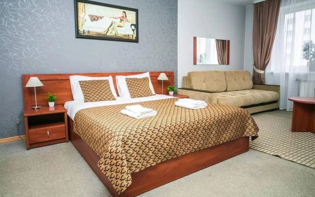 Лайт Люкс на улице Щорса 1