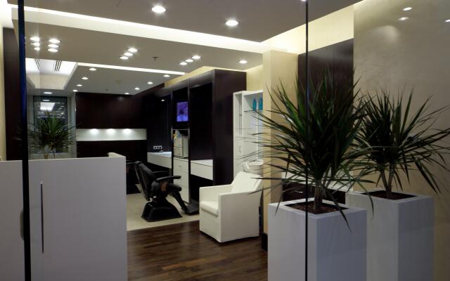 Radisson Blu Hotel and Convention Center, Riyadh Minhal